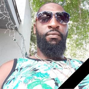 Meet your Posher, Corey